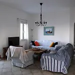 House In Tinos Island * Kardhianí