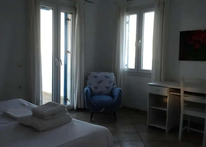 Lantställe House In Tinos Island Kardhianí