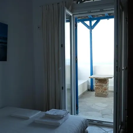 House In Tinos Island Kardhianí