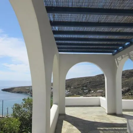Country house House In Tinos Island *
