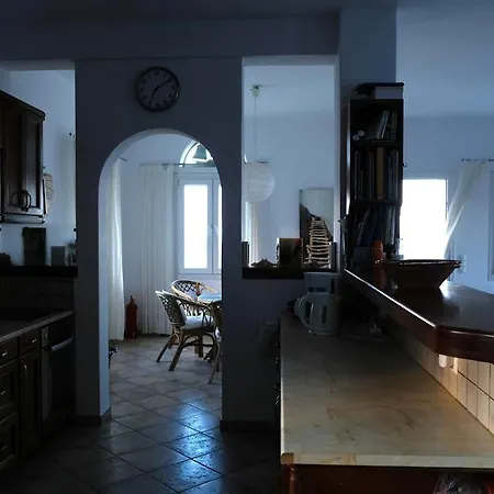 House In Tinos Island Kardhiani
