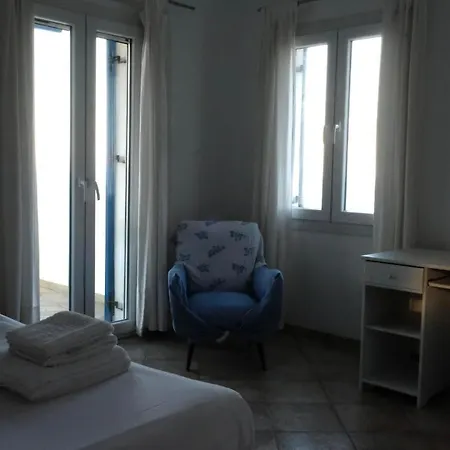 Lantställe House In Tinos Island Kardhianí